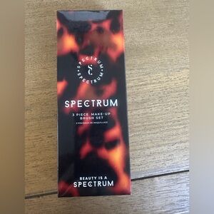 Spectrum 3 piece makeup brush set